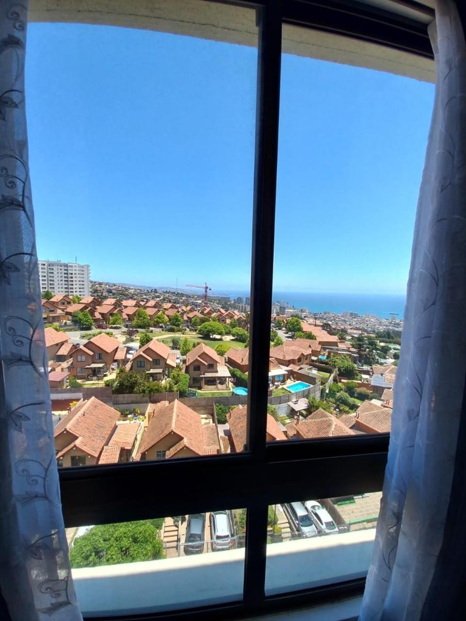 - Arriendo Departamento Amoblado Vina del Mar