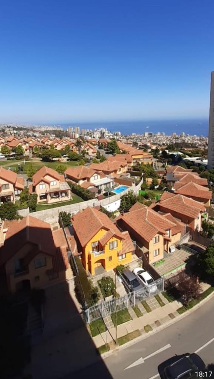 - Arriendo Departamento Amoblado
