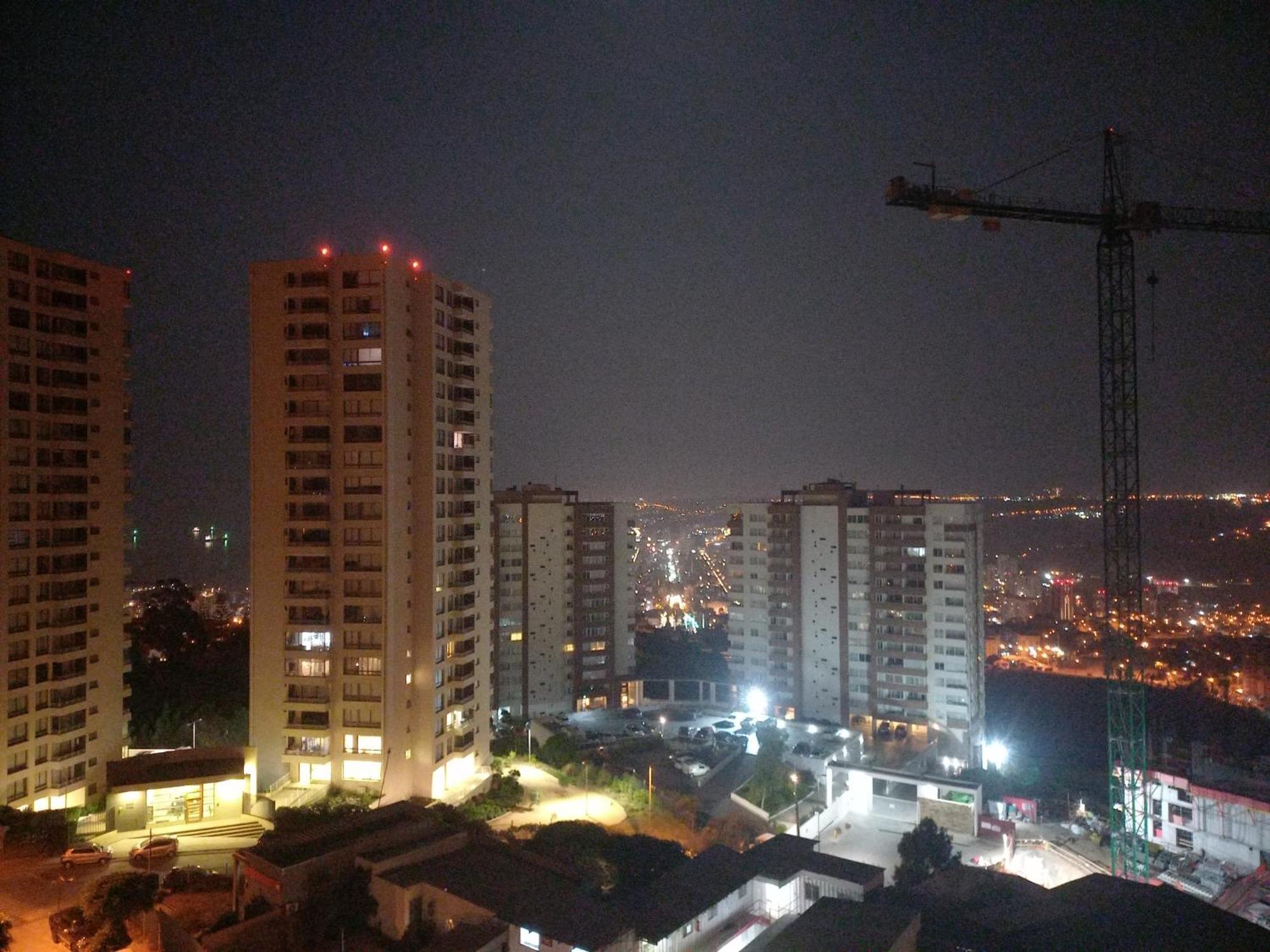 - Arriendo Departamento Amoblado *