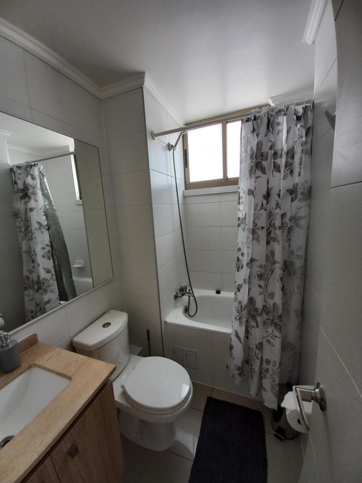 - Arriendo Departamento Amoblado Apartamento