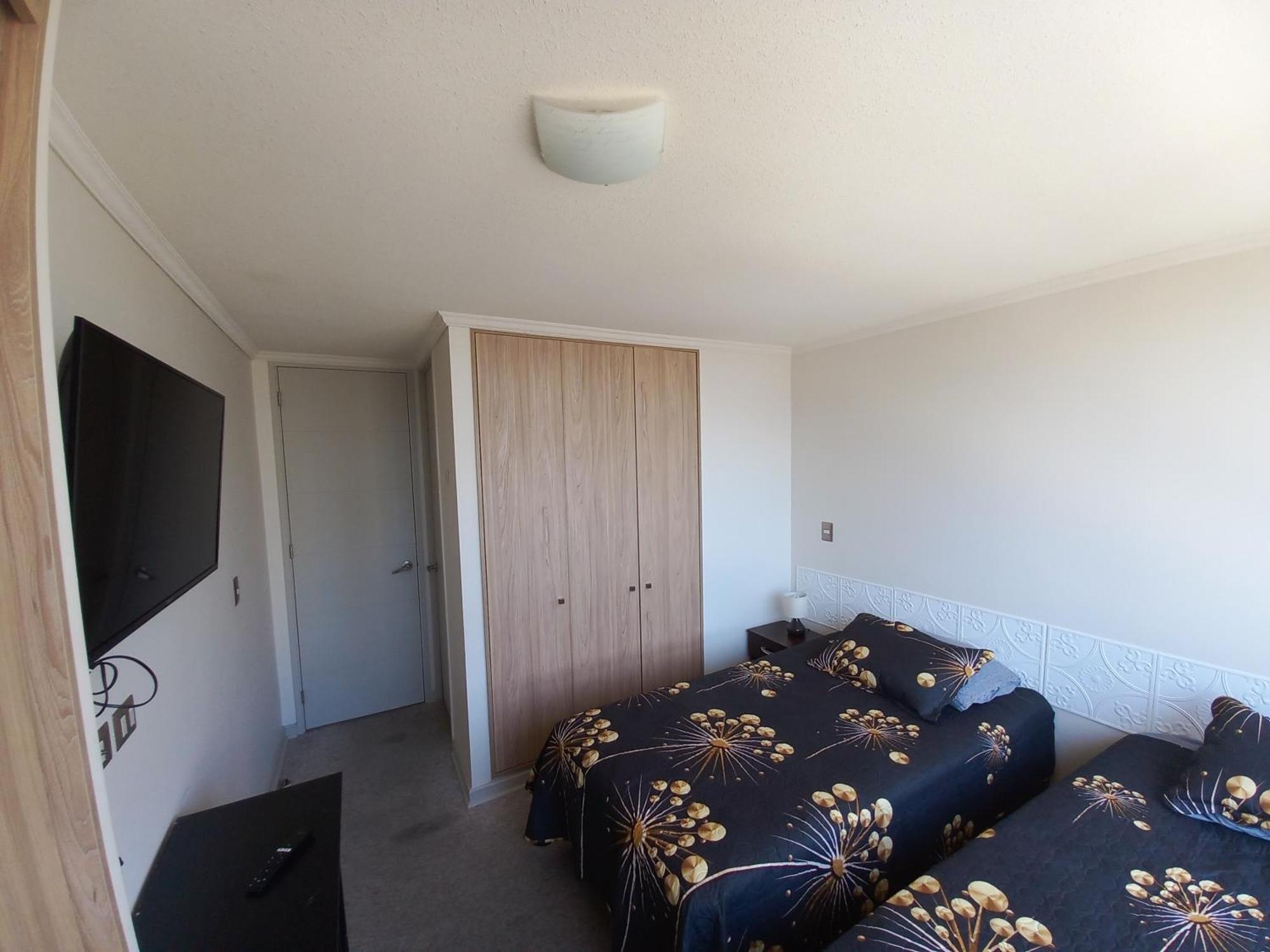 - Arriendo Departamento Amoblado